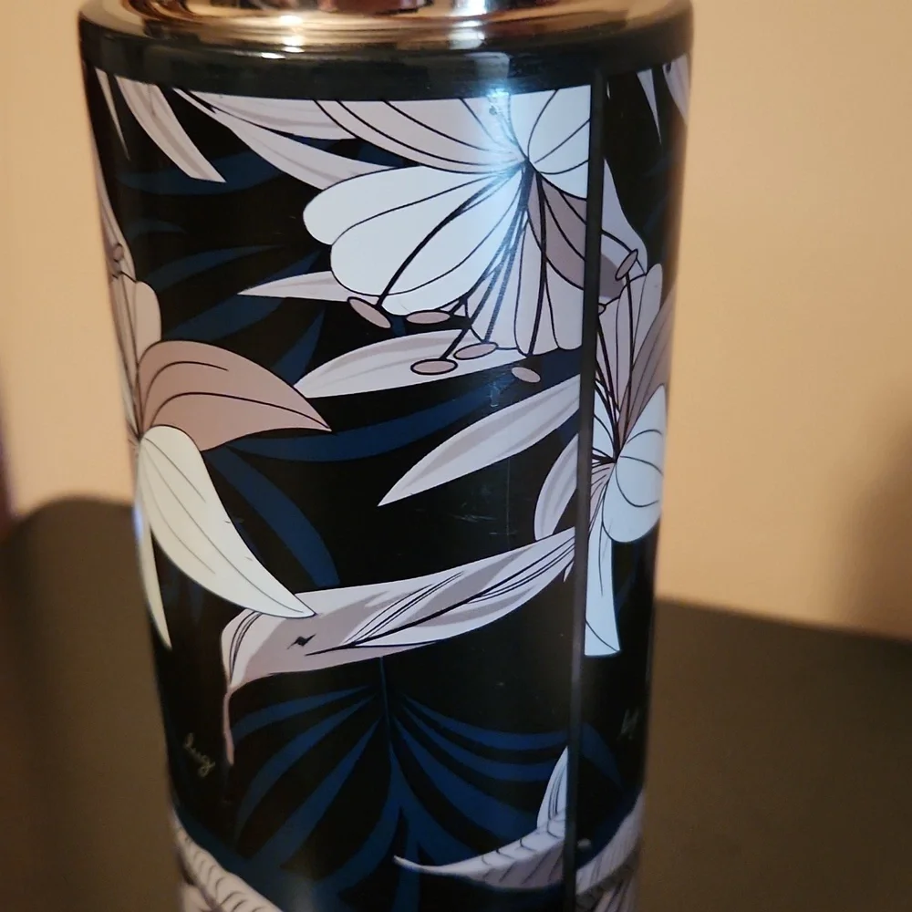 Lug Black and White Floral Thermos/water Bottle - Picture 9 of 10